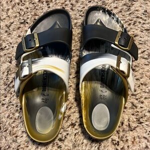 Birkenstock Essential Slide size 39. Multi-colored black gold white